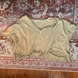 Free people on + off the shoulder flowy crop top